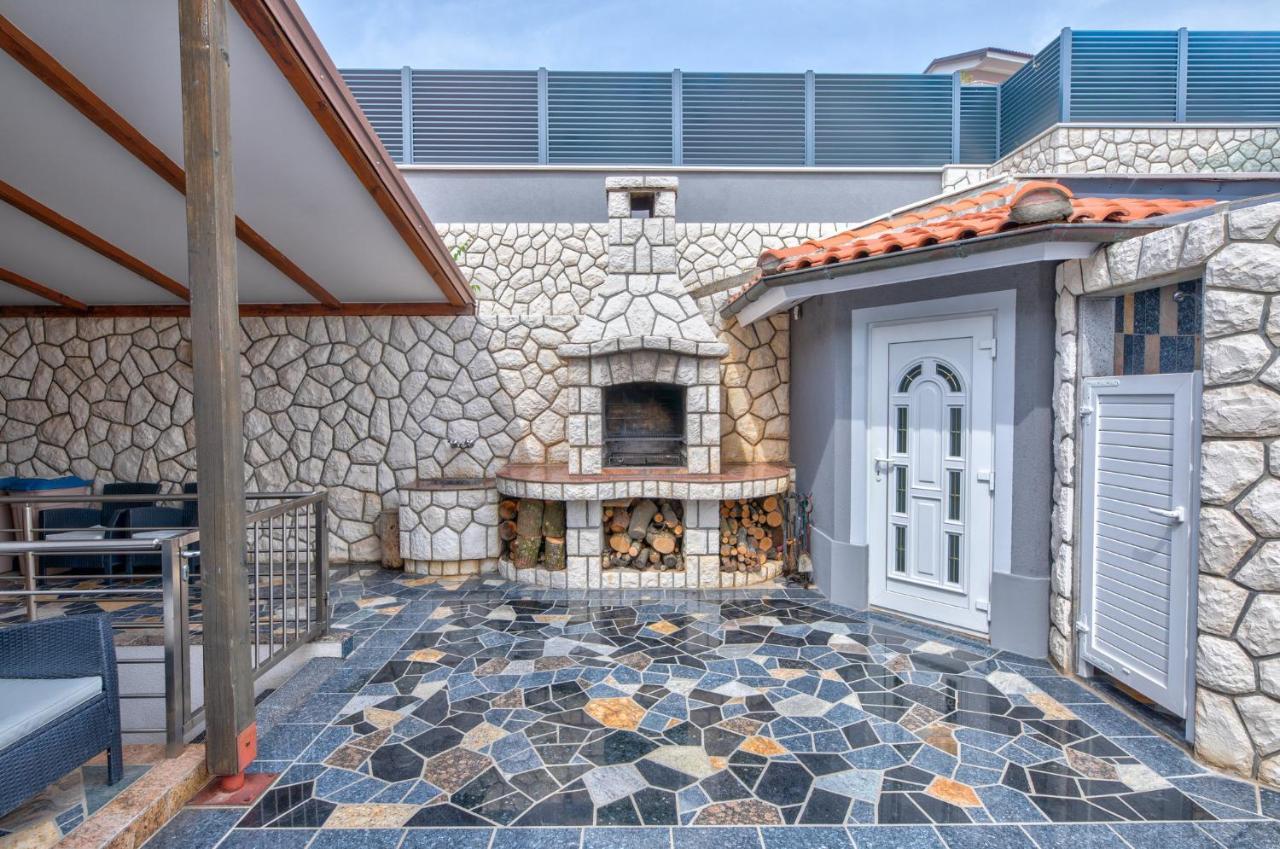 Villa Vivien Crikvenica Kamer foto