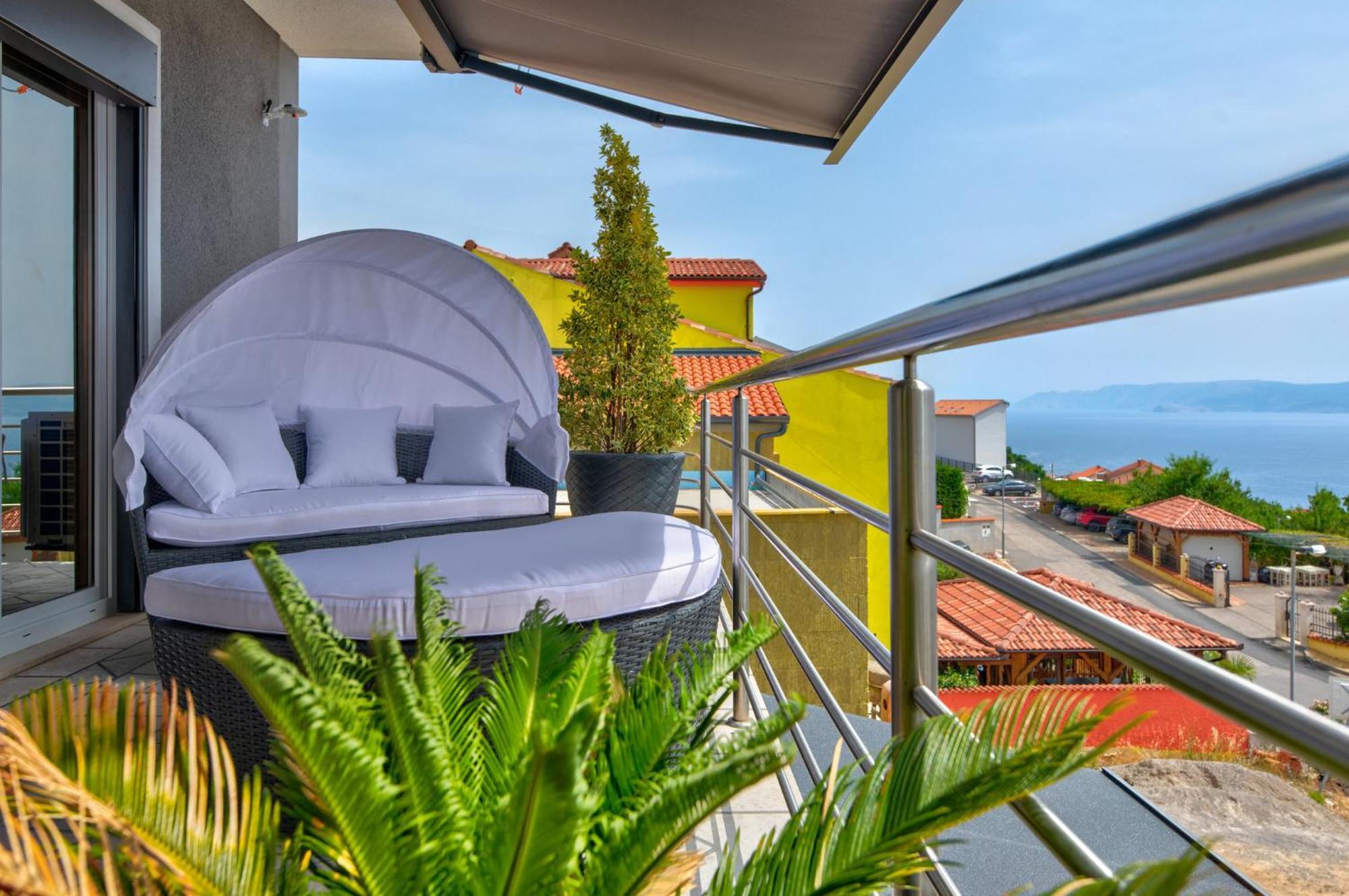 Villa Vivien Crikvenica Buitenkant foto