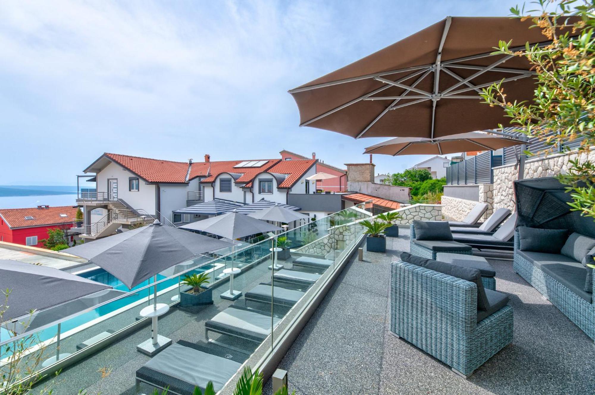 Villa Vivien Crikvenica Buitenkant foto
